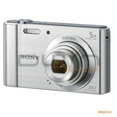 Camera foto Sony Cyber-Shot W800 Silver, 20.1 MP, senzor CCD, zoom optic 5x, Steady Shoot, ecran 2.7 foto