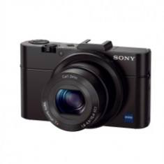 Camera foto Sony DCS-RX100 II Black, 20.2 MP, CMOS 1&amp;#039; (13.2 x 8.8 mm), 3.6x optical zoom, 3&amp;#039; TFT LCD foto