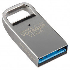 Corsair Flashdrive Voyager Vega 64GB USB 3.0, low profile,Scratch resistant foto