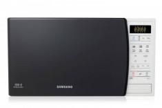Samsung Cuptor cu microunde SAMSUNG GE731K, 20l, 1100W (Alb) foto