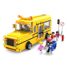 JOC DE CONSTRUCTIE DIN PIESE TIP LEGO,COMPATIBILE 100%.AUTOBUZUL SCOLAR CU ELEVI foto