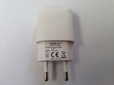 Adaptor priza usb incarcator Apokin 2000mA sony lg samsung iphone foto