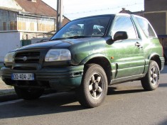 Suzuki Grand Vitara 4x4, 1.6 benzina, an 2000 foto