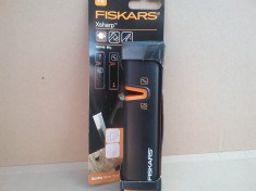 Fiskars XsharpTM, 165 mm Dispozitiv pentru ascutit topoare si cutite foto