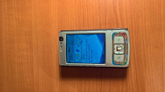 Nokia N95 + 2 carduri microSD si 2 carcase foto