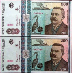 Lot / Set 2 BANCNOTE ROMANIA, 200 lei - 1992, serii consecutive *UNC Antipa foto