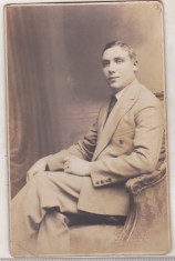 bnk foto Portret de barbat - Foto E Popp Ploesti 1934 foto