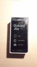 Samsung Galaxy J5 16GB Negru foto