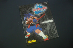 Album gol Panini Beyblade Let it Rip foto