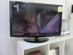 TV LG 42LG3000 (LCT) foto