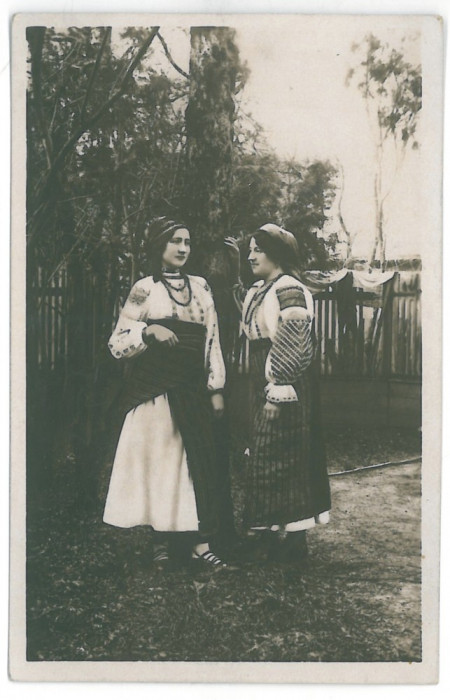 3669 - BRAN, Brasov, ETHNIC women, port popular - old postcard - unused