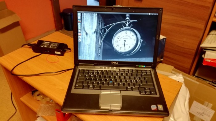 Laptop Dell Latitude D630 Intel Core 2 Duo 2,5 GHz foto mare Laptop Dell Latitude D630 Intel Core 2 Duo 2,5 GHz foto mare