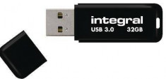 Integral USB 32GB Black, USB 3.0 with removable cap foto