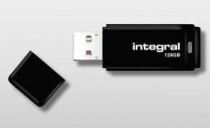 Integral Flashdrive Black 128GB USB3.0, Snap-on cap design foto