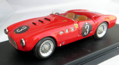 RAR! Jolly Ferrari 225 ( aerisiri rechin ) Villa do Condone 1953 1:43 foto