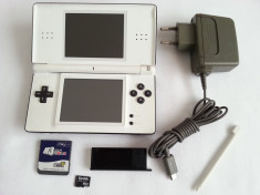 Nintendo DS Lite special negru-alb MODAT card2gb 30jocuri Super Mario Pokemon .. foto