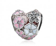 Talisman charm INIMA cu flori mov albe placat cu argint 925 pt bratara pandora foto