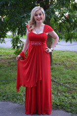 Rochie eleganta , lungi ,de culoare rosie foto