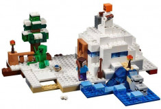 LEGO? Minecraft Ascunzisul din zapada 21120 foto