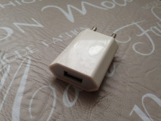 Adaptor/Incarcator iPhone Apple A1300 foto