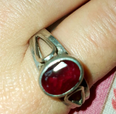 inel antic argint 925 cu rubin rosu intens natural!model elegant ! foto