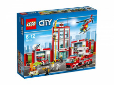 LEGO City Fire Remiza de pompieri foto