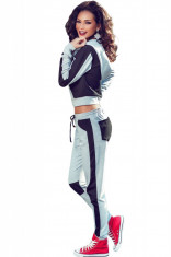 P501-18 Compleu sport - top cu gluga si pantaloni foto