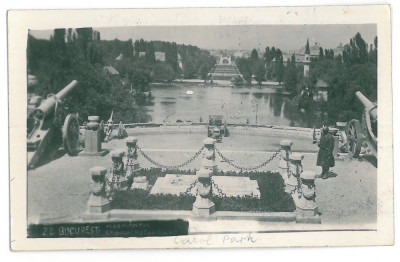 2538 - BUCURESTI, Park Carol - old postcard, real PHOTO - used foto