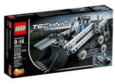 LEGO Technic Cargadora Compacta con Orugas 252buc. foto