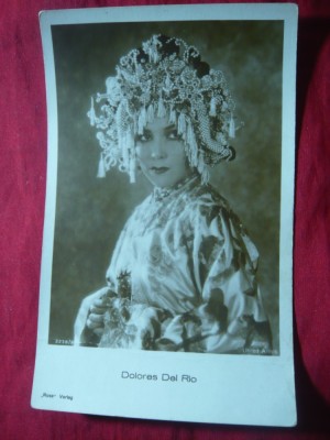 Ilustrata - Actrita Dolores del Rio - Palarie bogat impodobita , interbelica foto