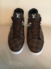 Pantofi sport(adidasi, teni?i) Louis Vuitton foto