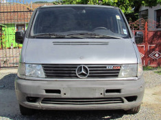 Mercedes Vito 112 MIXT, 2.2 CDI, an 2002 foto