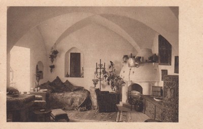 CASTELUL BRAN , INTERIOR , COLECTIA C. STEFANOVICI foto