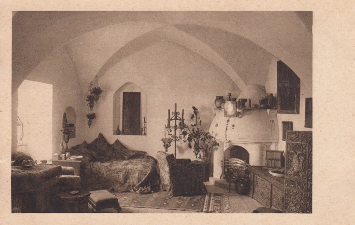 CASTELUL BRAN , INTERIOR , COLECTIA C. STEFANOVICI