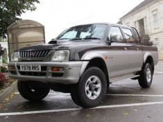 Mitsubishi L200 4x4, 2.5 Turbo Diesel, an 2001 foto