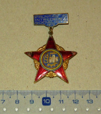 Medalie Insigna FRUNTAS IN INTRECEREA SOCIALISTA 1970 -2+1 gratis RBK18170 foto