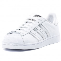 Adidasi Adidas Dama Superstar 2016 foto