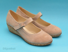 Pantofi dama piele naturala velur Bej MAS. 36 cod P51R - LICHIDARE DE STOC foto