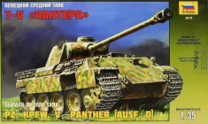 + Macheta 1/35 Zvezda 3678 - Pz.Kpfw.V Panther Ausf.D + foto