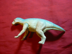 Jucarie-Animale preistorice -Brontozaur -membre ,cap si coada mobile ,L= 17 cm foto