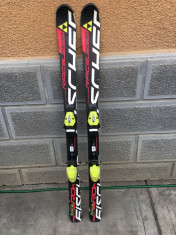 Ski schi carve FISCHER RC4 NOI! 140cm cu legaturi folosite foto