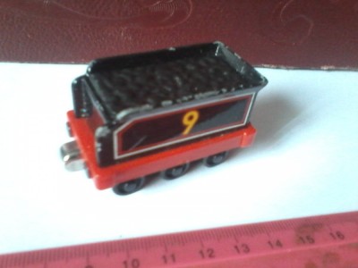 bnk jc Thomas and friends - tender locomotiva foto