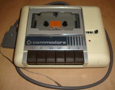 Casetofon Datassette pentru calculator vechi Comodore 64 anii 80&amp;#039; foto