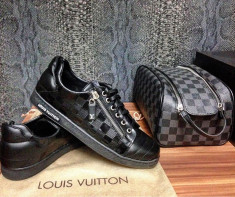 Adidasi/tenesi/sneakers Louis Vuitton model OCTOMBRIE 2016 Made in italy foto