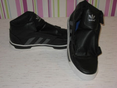 Ghete Adidas foto