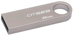 USB FLASH DRIVE KINGSTON DTSE9H 8GB foto