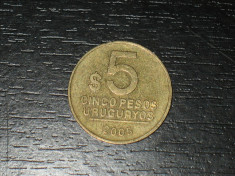 Moneda 5 pesos Uruguay 2005 foto