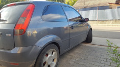 Ford Fiesta GHIA foto