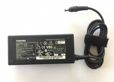 Incarcator laptop Toshiba ADP-90NB D / 15V, 6A / Satellite, Tecra, Portege (895) foto