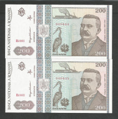 ROMANIA 200 LEI 1992 UNC [0] P-100a , Serii consecutive pret / 2buc necirculate foto